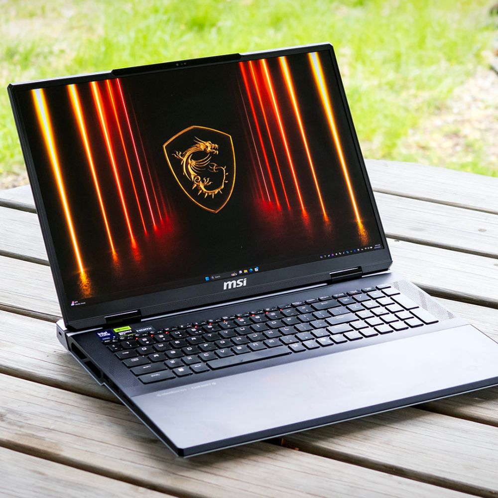 MSI Titan 18 HX Dragon Edition Norse Myth A2XWJG